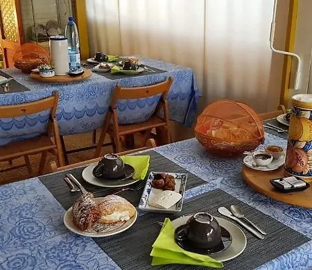 Couette-café Bouganvillea 3*